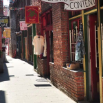 Foto: El misterioso callejón de 90 cm que sorprende en Canadá/Cortesía