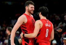 Blazers remontan déficit de 11 puntos y vencen a Suns en play-in portland, trail, blazers