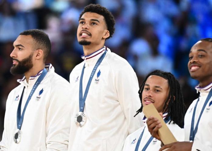 Victor francia, medallista, fiba,