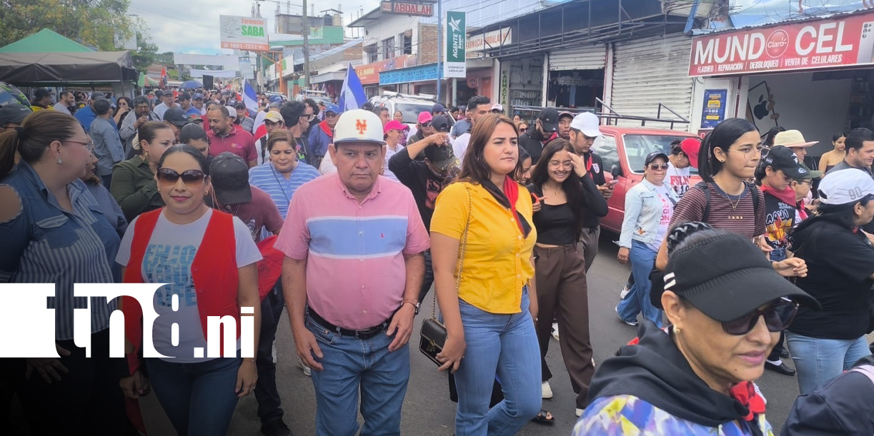 Foto: Conmemoran la Segunda Insurrección de Estelí con caminata y ofrendas florales / TN8