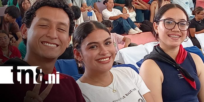 Foto: Homenaje a Roberto González, desde la UNAN Managua / TN8