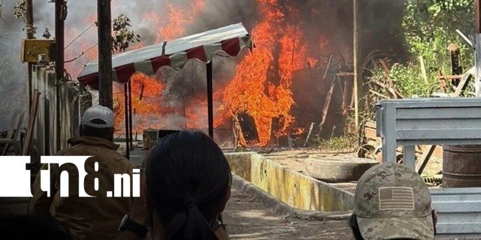 Foto: Fuerte incendio en Jinotega / TN8 Foto: Fuerte incendio en Jinotega / TN8