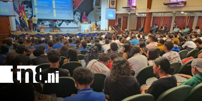 Foto: Circuito “Abril: Arte, Creatividad, Paz e Identidad” desde León / TN8