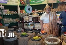 Foto: Doña Migdalia y su Migdalia's Market en Nicaragua / TN8