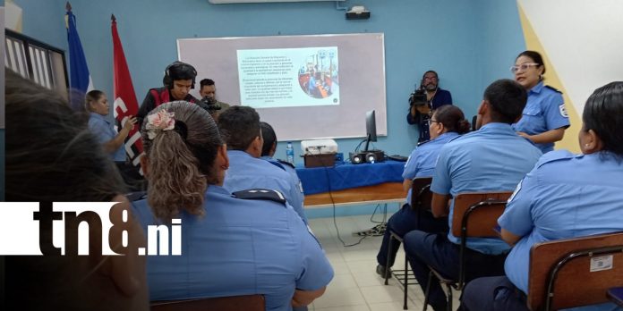 Foto: Capacitación a Migración y Extranjería de Nicaragua / TN8