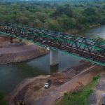 Culmina construcción metálica de puente de 176 metros en Mulukukú Foto: Puente en Mulukukú