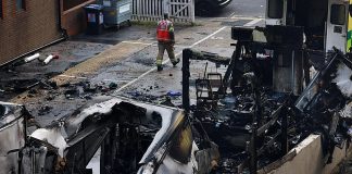 Foto: Atacan con bombas incendiarias una sinagoga en Londres /Cortesía