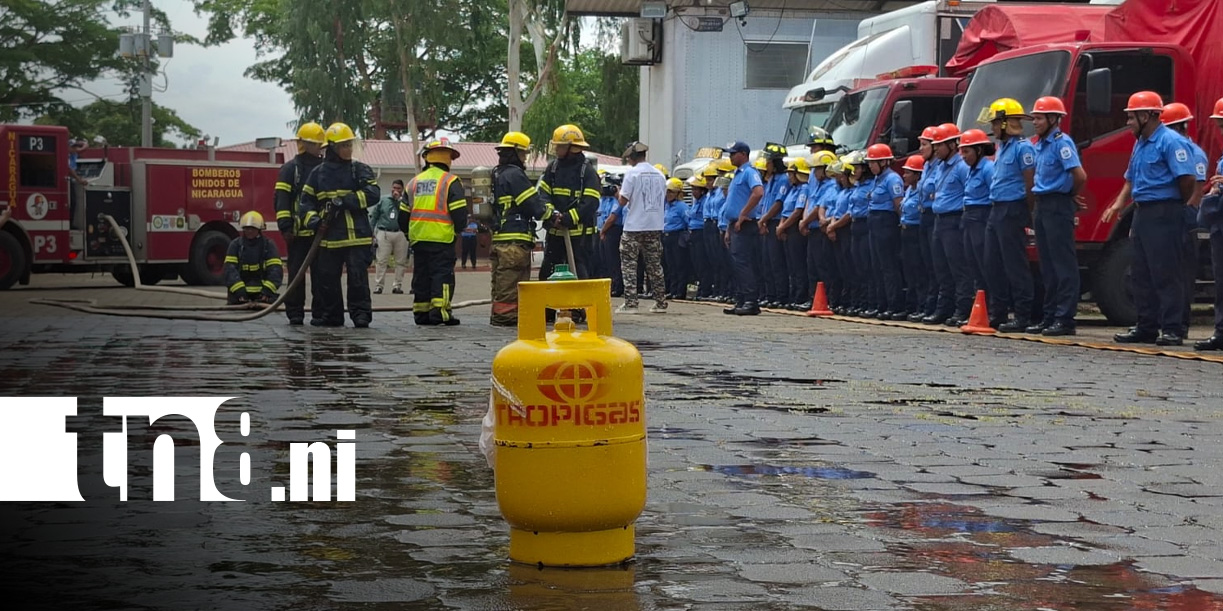 Foto: Ejercicios demostrativos de los Bomberos de Nicaragua / TN8