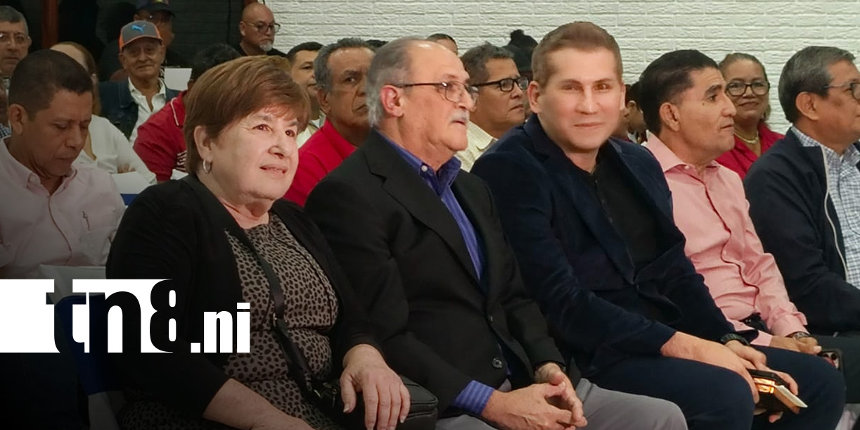 Foto: Nicaragua reconoce como huéspedes disntiguidos a familiares del evangelista Yiye Ávila / TN8