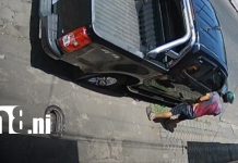 Cámaras captan robo de espejo de camioneta en el Mercado Oriental, Managua Foto: Cámaras captan robo de espejo de camioneta en el Mercado Oriental, Managua/TN8