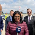 Foto: Delcy Rodríguez llega a La Haya / Cortesía