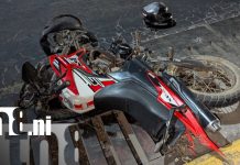 Foto: Motociclista gravemente lesionado tras impactar su moto contra un poste, en Managua/TN8