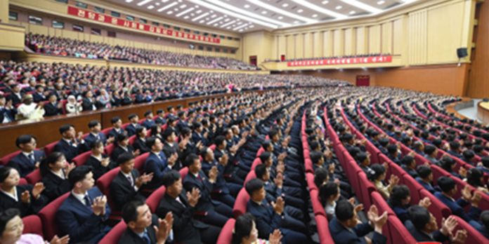 1 Foto: Corea del Norte conmemora el Día de los Trabajadores con acto central en Pyongyang/Cortesía
