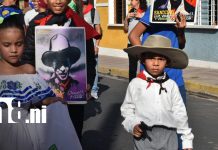 Conmemoran natalicio de Sandino con caminata y concierto en Granada Foto: Así homenajearon a Sandino en Granada con música y caminata/TN8