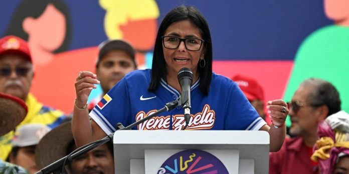 1 Foto: Venezuela ajusta ingresos laborales y promete mayor protección social / Cortesía