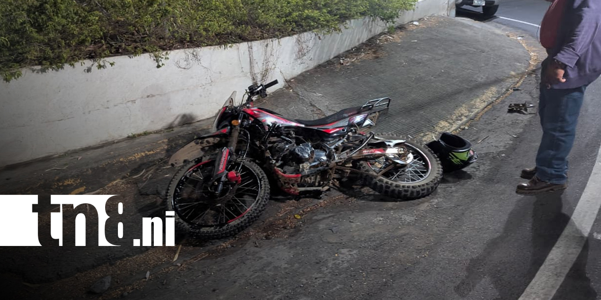 Foto: Motociclista ebrio invade carril y provoca fuerte choque en carretera Sur/TN8