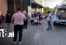 Fuerte choque entre taxi y motocicleta deja un lesionado en Estelí Foto: Fuerte choque entre taxi y motocicleta deja un lesionado en Estelí/TN8