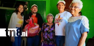 Foto: Rivas rinde homenaje a madres de héroes y mártires/TN8