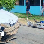 «Salió por los aires»: Motociclista grave al ser impactado por un taxi en Rivas Foto: Mecánico resultó con lesiones al ser impactado por un taxi en Rivas /TN8