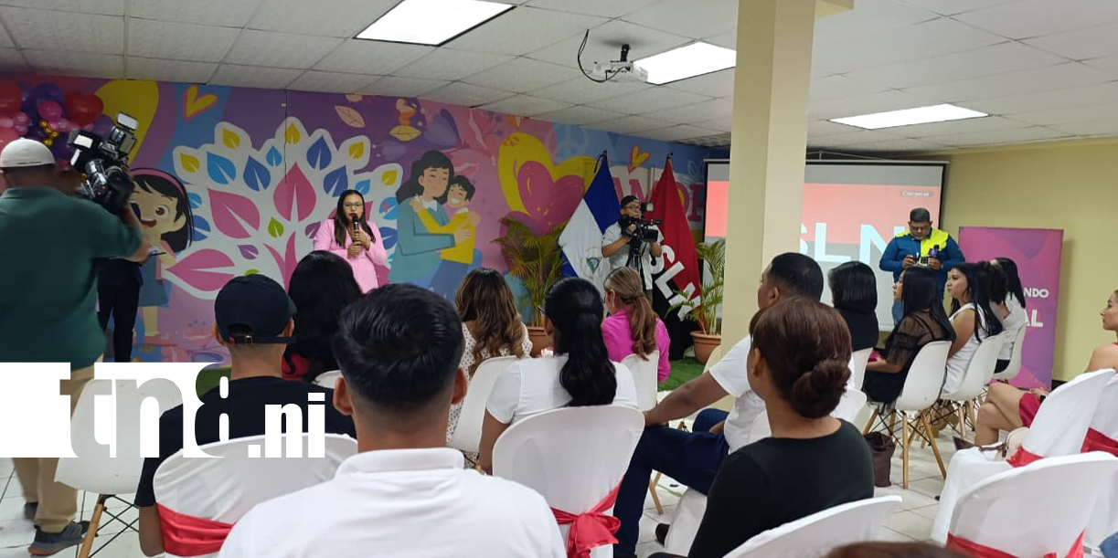 Foto: Emotivo tributo a madres comunicadoras nicaragüenses /TN8