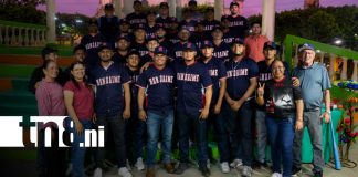 Foto: Béisbol: Nandaime entrega uniformes a selección Mayor A/TN8