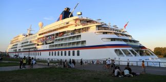 Foto: Misterioso brote sacude crucero en Francia/ Cortesía