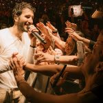 Foto: Miles de fans esperan a Sebastián Yatra en San Salvador/Cortesía