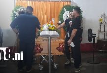 Entre dolor y consternación realizan vela de Gerónima Zambrana en Managua Foto: Entre dolor y consternación realizan vela de Gerónima Zambrana en Managua/TN8