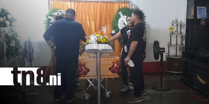 2 Foto: Entre dolor y consternación realizan vela de Gerónima Zambrana en Managua/TN8