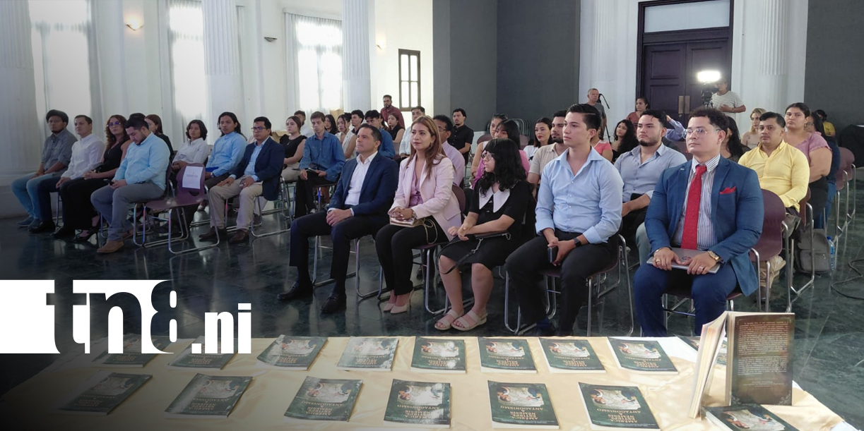 Foto: Presentan libro sobre soberanía latinoamericana en el Palacio Nacional de la Cultura/TN8
