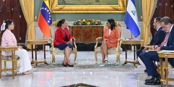 Foto: Nicaragua presenta cartas credenciales ante Venezuela/Cortesía