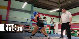 Foto: Boxeo femenino rinde homenaje a madres en Managua/TN8