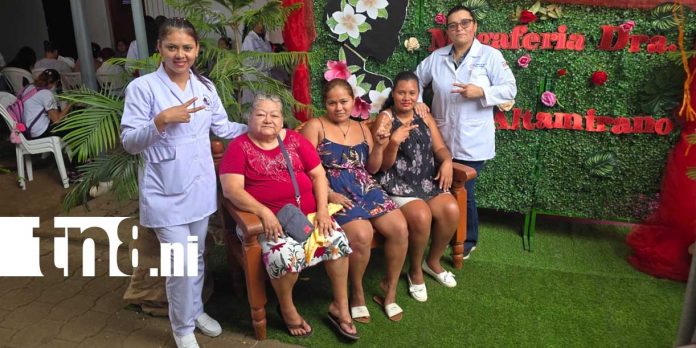 Foto:Mega Feria de Salud en Managua brinda atención gratuita a decenas de madres/TN8