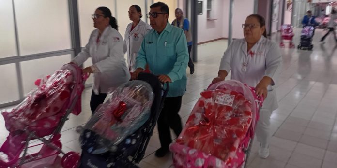 2 Foto: Madres reciben regalos en Managua/TN8