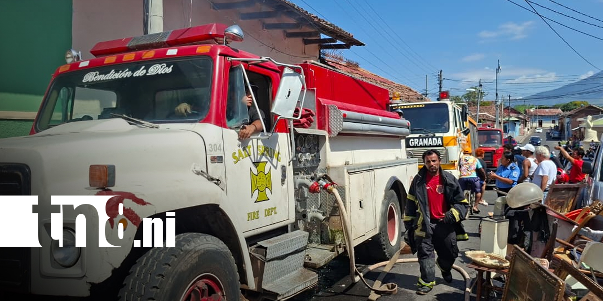 Foto: Incendio afecta viviendas de dos hermanas en el sector de Obispo Ulloa en Granada/TN8