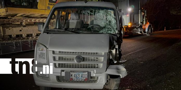 3 Foto: Fuerte accidente en la carretera Juigalpa – El Rama deja dos personas lesionadas/TN8
