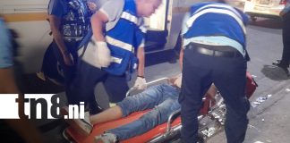Foto: Abandonan a hombre inconsciente tras bajar de bus en Managua/TN8
