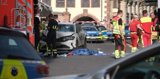 Foto: Coche embiste a multitud en Alemania /Cortesía
