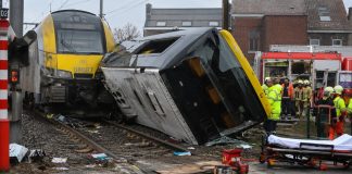 Foto: Colisión de un tren con un autobús escolar en Bélgica /Cortesía