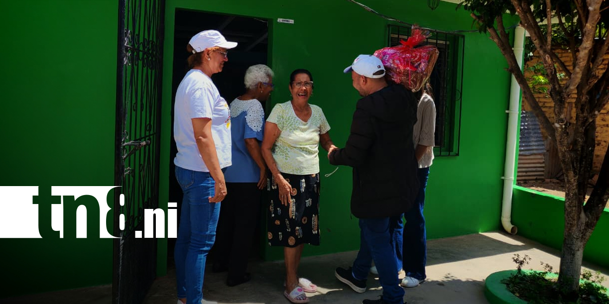Foto: Rivas rinde homenaje a madres de héroes y mártires/TN8