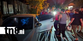 Foto: Camioneta irrespetó señal de alto y dejó a motociclista gravemente lesionada en Managua/TN8