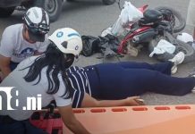 Motociclista presuntamente ebrio provoca accidente y deja dos lesionados en Estelí Foto: Motociclista presuntamente ebrio provoca accidente y deja dos lesionados en Estelí/TN8
