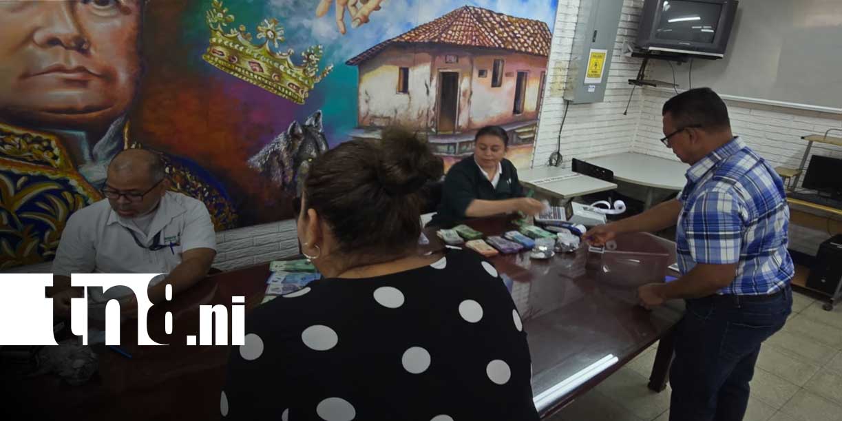 Foto: El salario adelantado permitirá a muchas familias celebrar el Día de las Madres/TN8