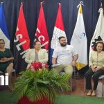UNHSJM desarrolla panel “Mujeres que inspiran” para destacar el liderazgo y aporte de las madres universitarias Foto: Madres universitarias destacaron el respaldo recibido para continuar sus estudios/TN8