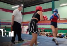 Velada boxística femenina rinde homenaje a las madres en Managua Foto: Boxeo femenino rinde homenaje a madres en Managua/TN8