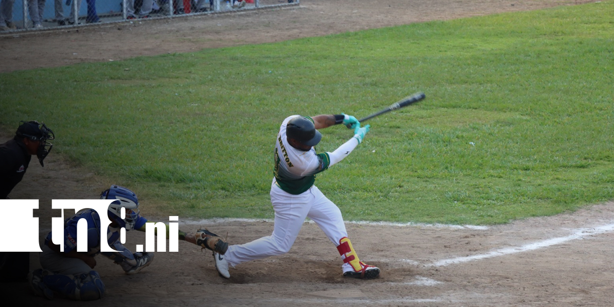 Foto: Mineros y Chinandega dividen honores en Siuna/ TN8