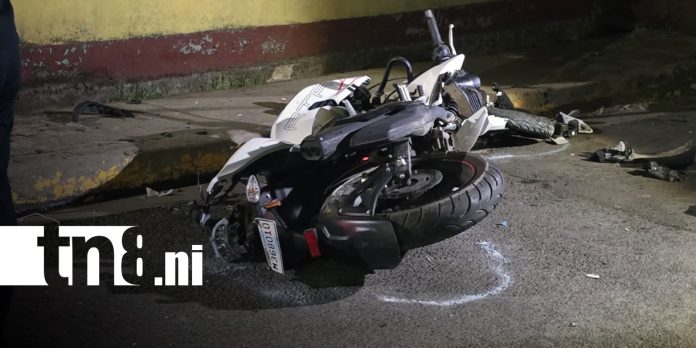 Foto: Motociclista fallece tras fuerte accidente en Rubenia/ TN8