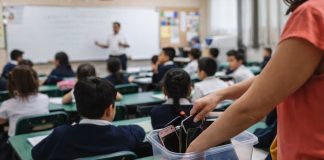 Foto: Ciudad de México regula uso de celulares en escuelas /Cortesía