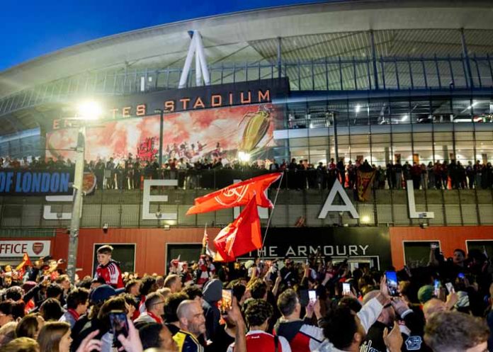 Emirates emirates, arsenal, manchester, city,