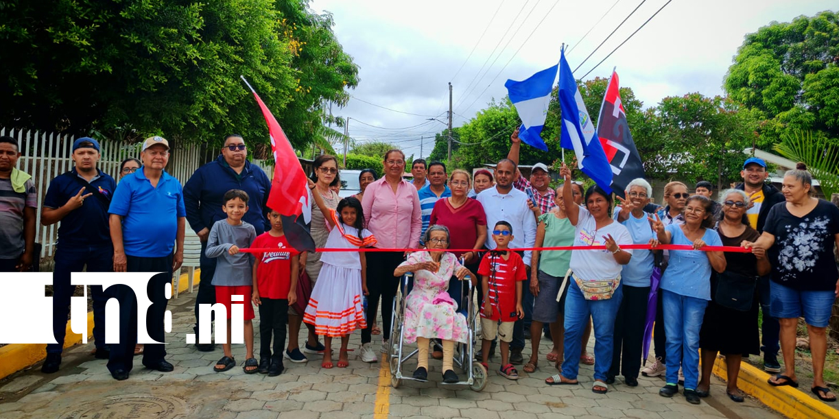 Foto: Familias de Rivas celebran nueva calle adoquinada /TN8